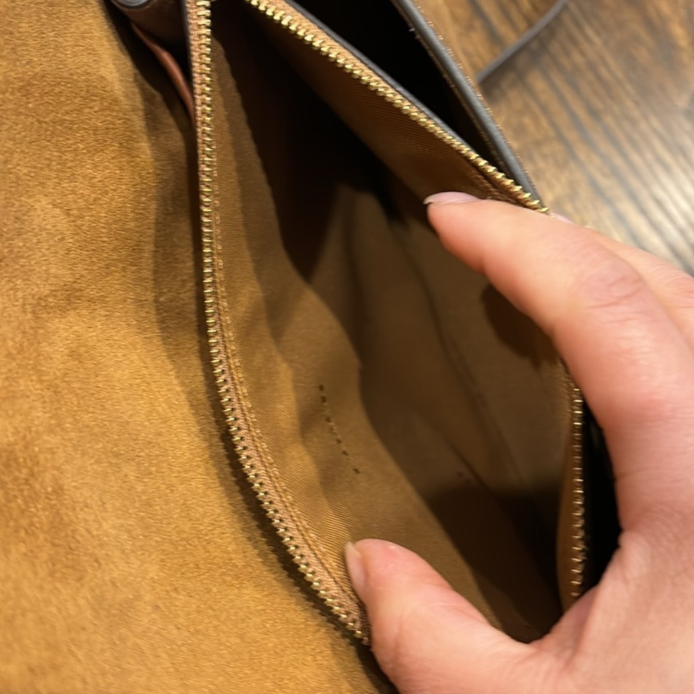 COACH Beat should bag with rivets - Picture 13 of 15